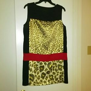 Nice weight to it no sleeves perfect party atire