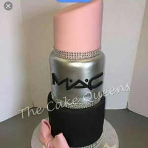 Meet your Posher, Patty