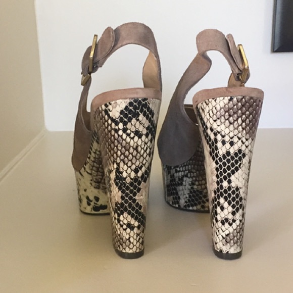 DVF Diane Von Furstenberg Robin Snake High Heel - Picture 4 of 8