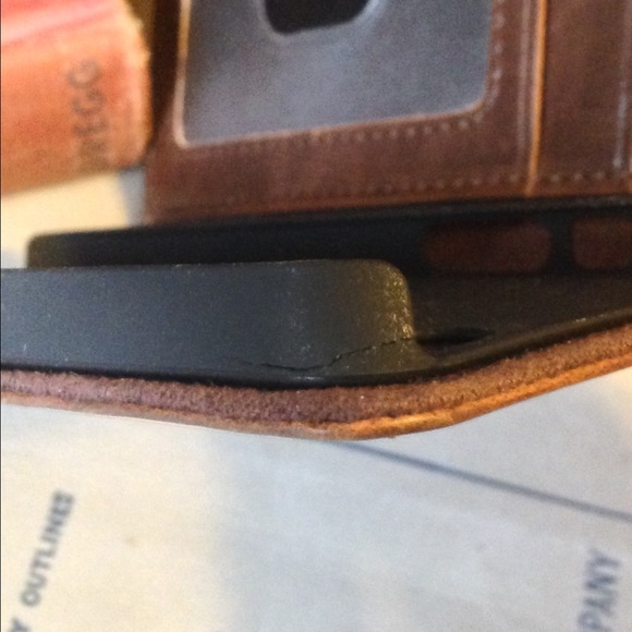 FREE WITH PURCHASE IPhone 5 Wallet Case - Picture 4 of 4