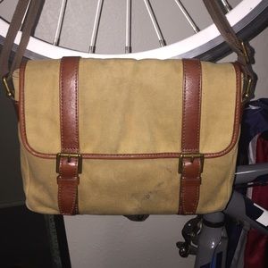 Fossil messenger bag