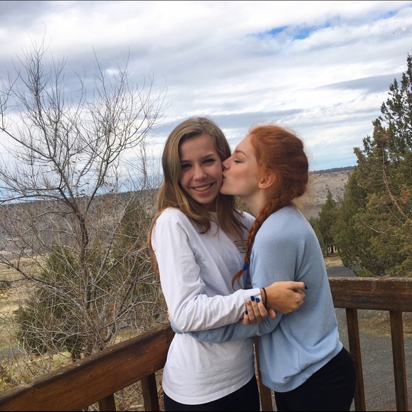 Meet your Posher, Avery - Picture 1 of 1