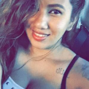 Meet your Posher, Isabel