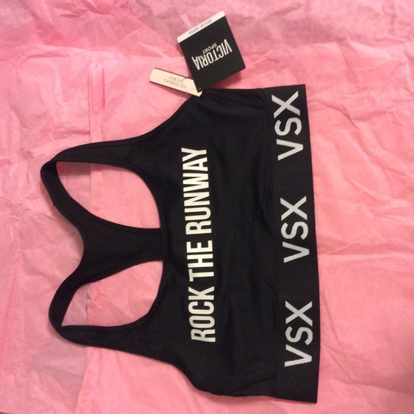 Rock the runway black Victoria's Secret sports bra
