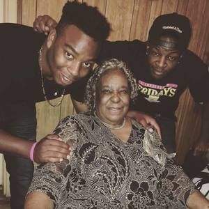 Meet your Posher, Derek