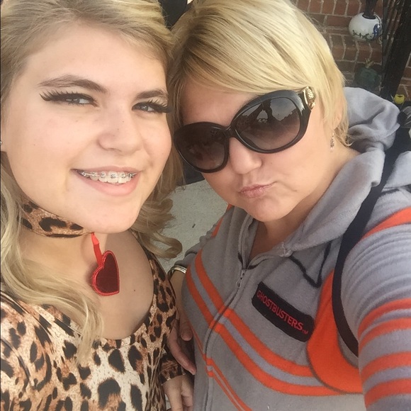 Meet your Posher, Jill - Picture 1 of 1