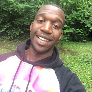 Meet your Posher, Ronell