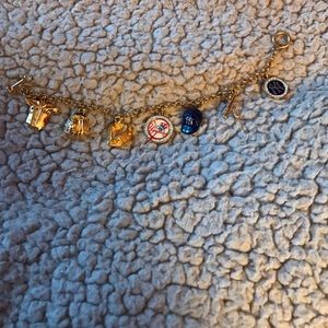 Gold plated New York Yankees charm bracelet!