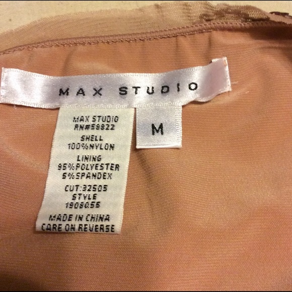 Dress - Picture 3 of 4