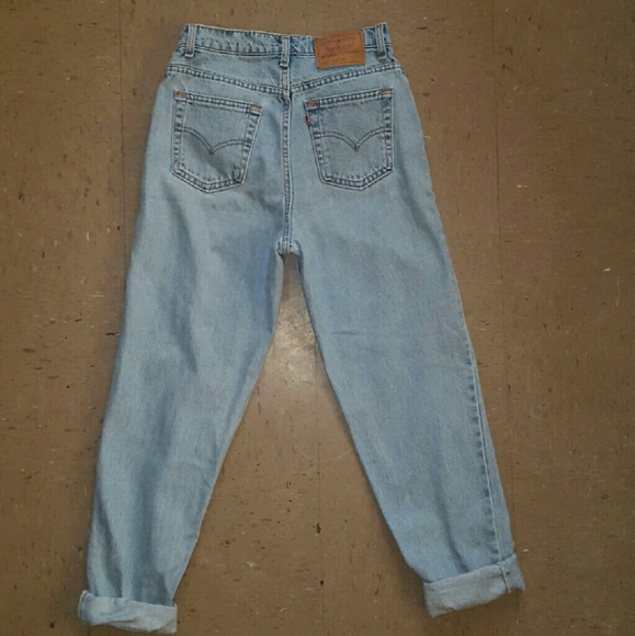 Vintage Levis 521 High Waisted Mom Jean's 26