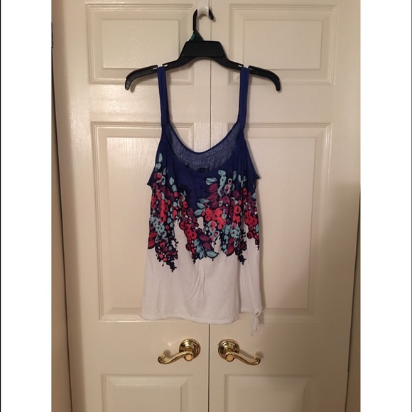 American Eagle Floral Top