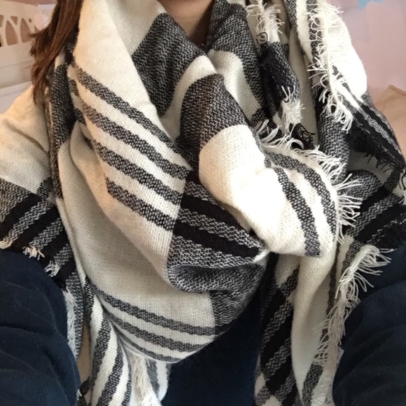 Blanket Scarf