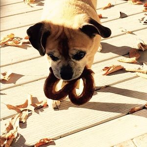 Meet your Posher, Ele