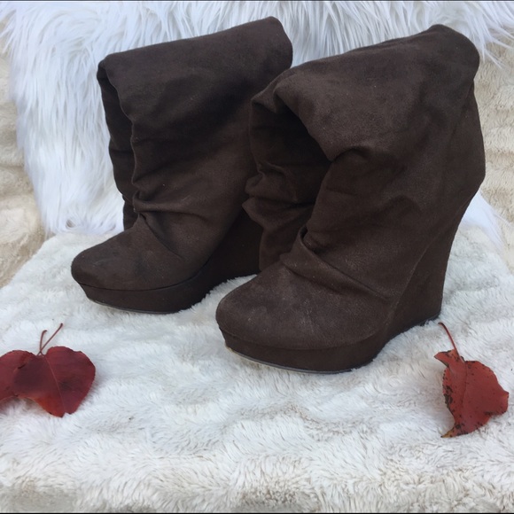 Wedged Boots