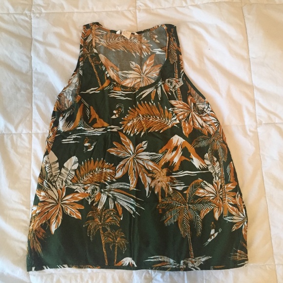 H&M Green and Yellow Hawaiian Floral Tank Size 2 - Picture 2 of 5