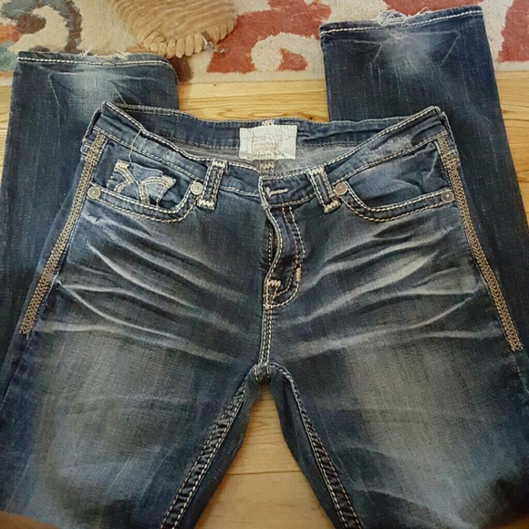 Jean's form Buckle