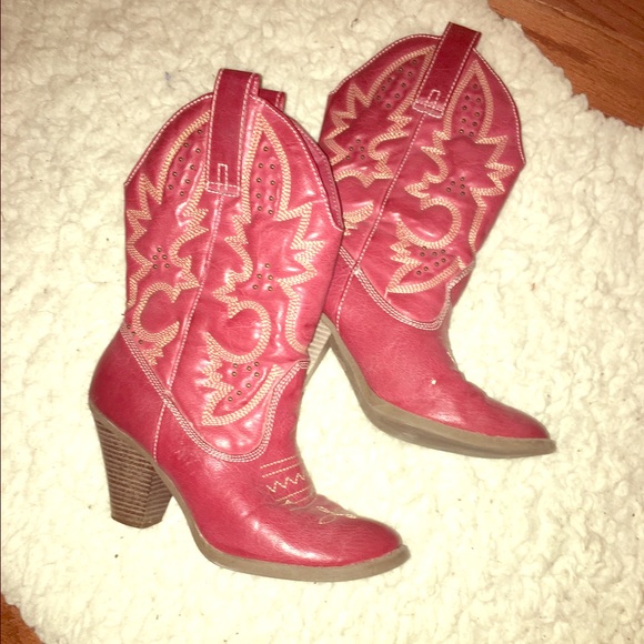 Cowgirl Boots 😍
