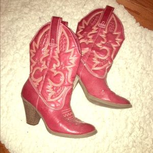 Cowgirl Boots 😍