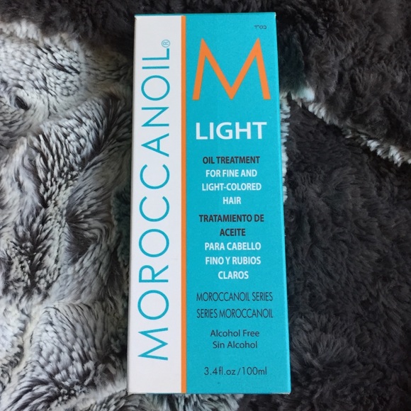 MoroccanOil light oil treatment(3.4 for. oz/100ml)