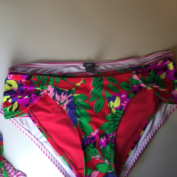 Additional Pics - image 1