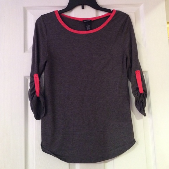 Rue 21 pocketed quarter-sleeve - Picture 1 of 2