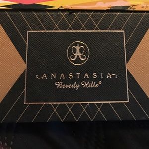 ABH Couture World traveler limited edition