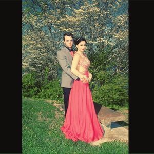 Meet your Posher, Janeth