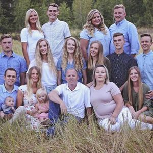 Meet your Posher, Joey-carole