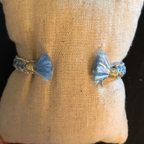 Wanderer Cuff - Picture 2 of 3