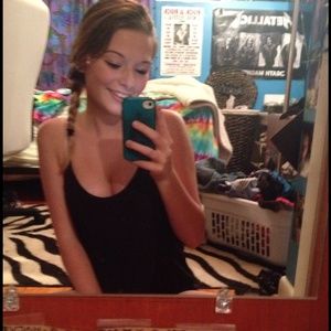 Meet your Posher, Meagan