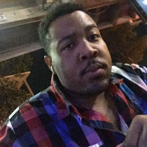 Meet your Posher, Gregory