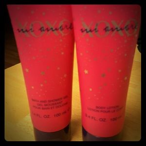 XOXO shower gel and body lotion