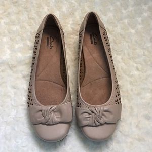 Clarks size 8.5- NWOT