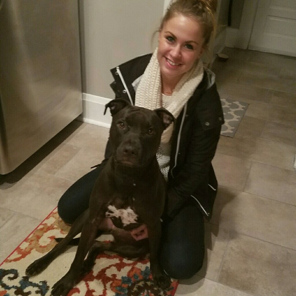 Meet your Posher, Brandy - Picture 2 of 4