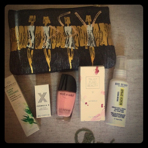 Nail polish, Lip, Hair Bundle with cosmetic case