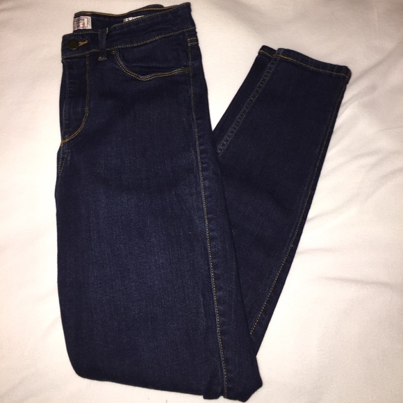 CCO SALE😍Guess high waisted skinny jeans😍