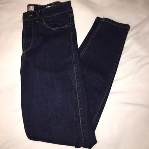 CCO SALE😍Guess high waisted skinny jeans😍