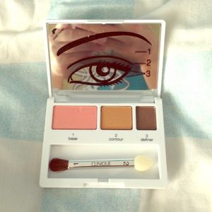 NWOT Clinique eyeshadow set