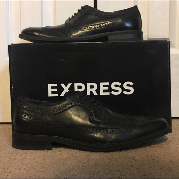 Men's Express Wingtip Shoes | Sz 10