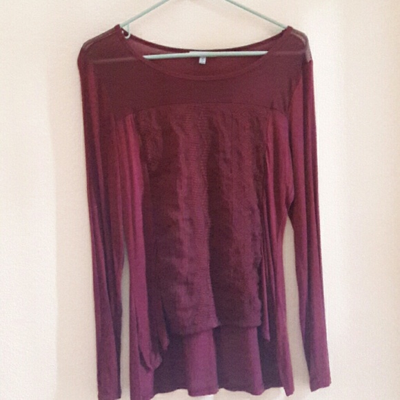Long Sleeve High-Low Top