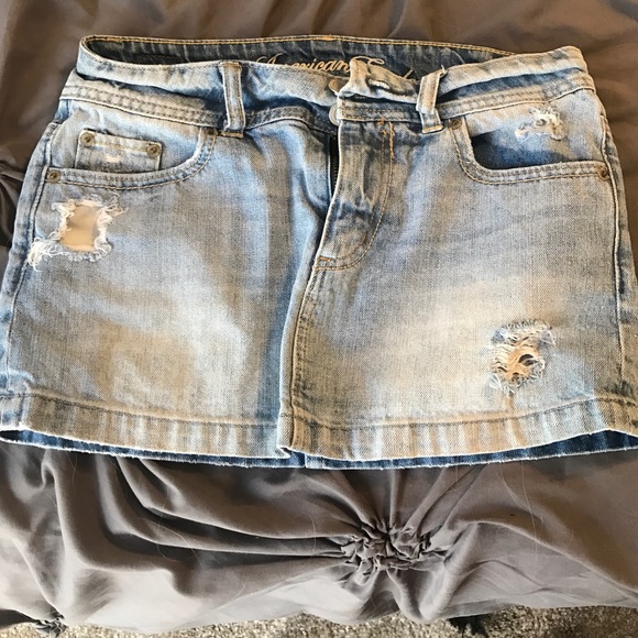 American Eagle Denim Skirt- size 0