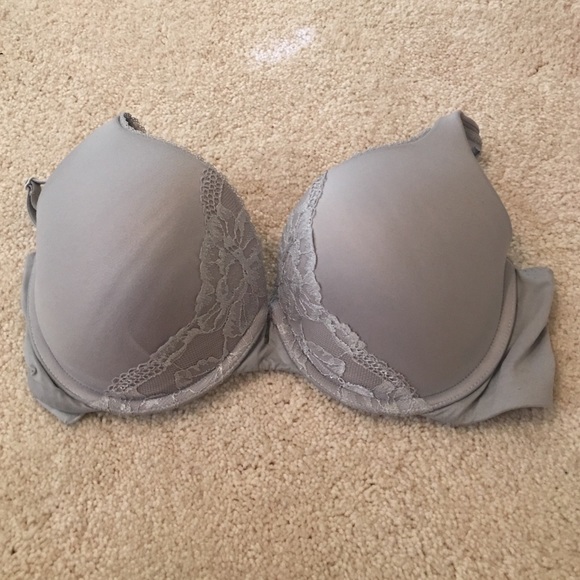 victoria's secret push-up bra