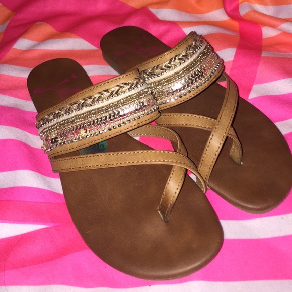 Gold& silver sequined sandal