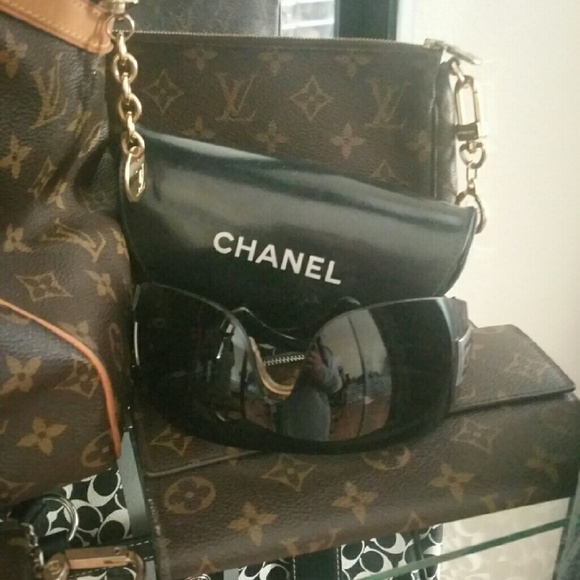 💰SOLD on eBay Black CHANEL