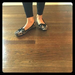 Ellen Tracy Flats