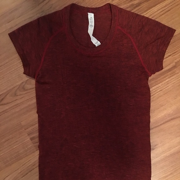 Lululemon Swiftly Tee