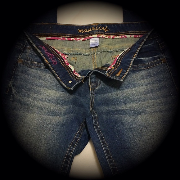 Denim Jeans by Maurice's.... Size 7/8 Short - Picture 4 of 4