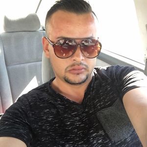 Meet your Posher, Noel