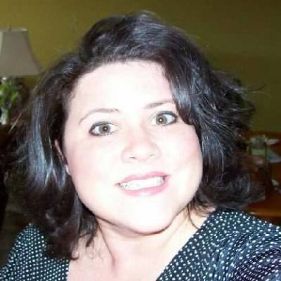 Meet your Posher, Donna Parmelee - Picture 3 of 5