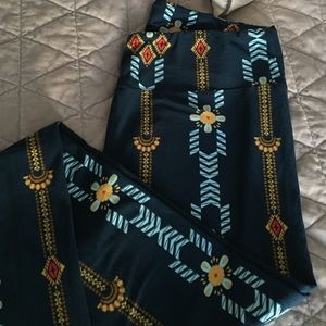 TC Lularoe leggings